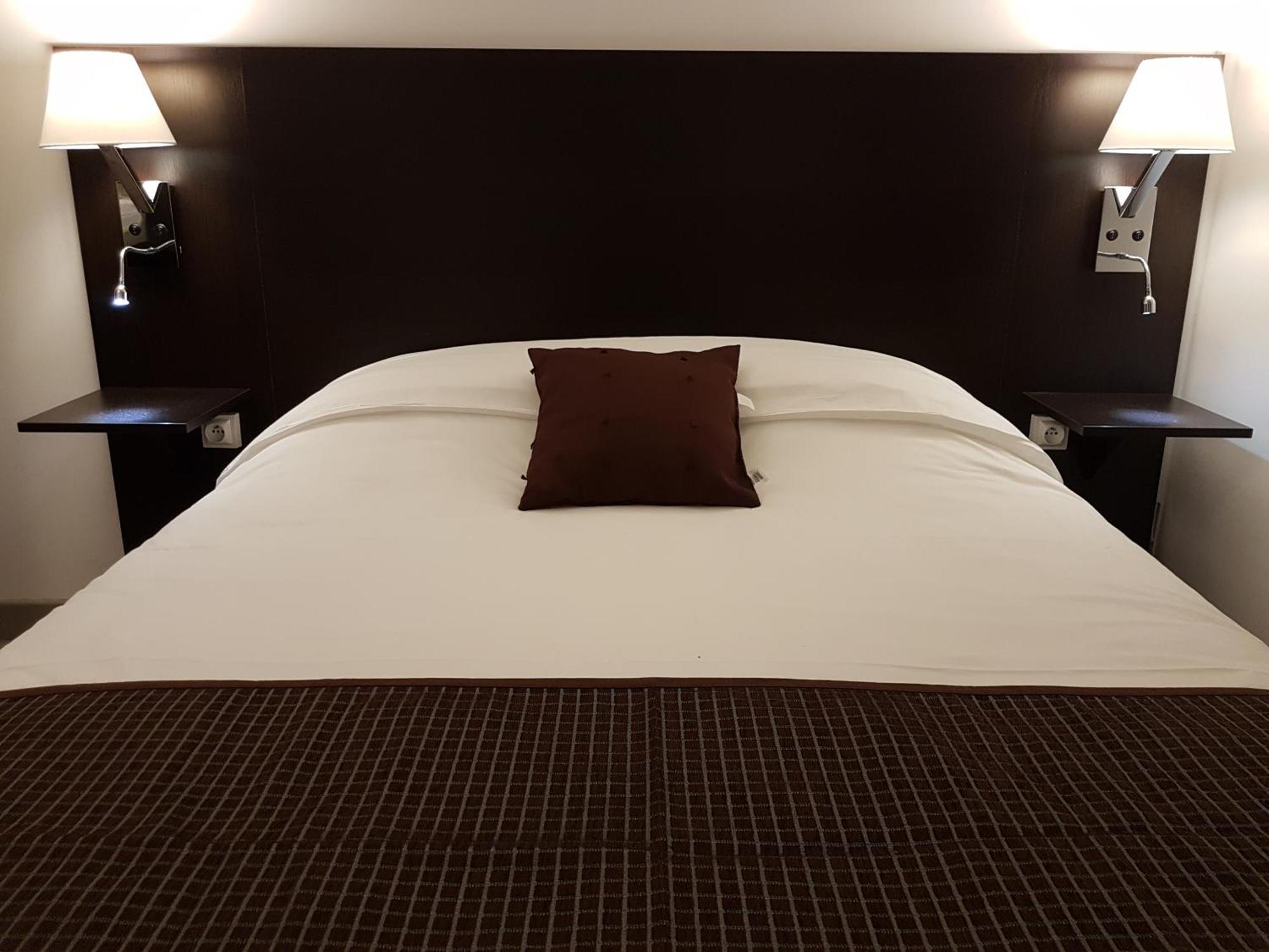 Nevers Hotel Dış mekan fotoğraf